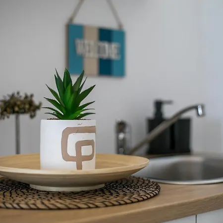 Bless View Aparthotel