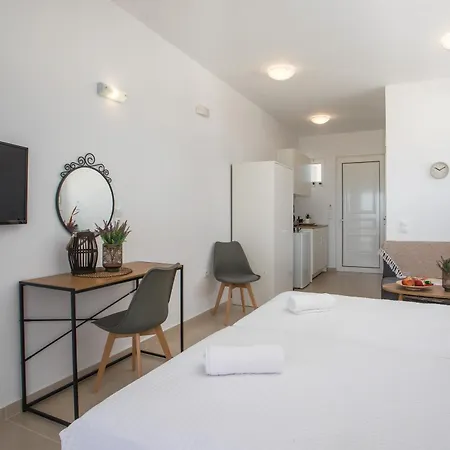 Bless View Apartmanhotel 3*