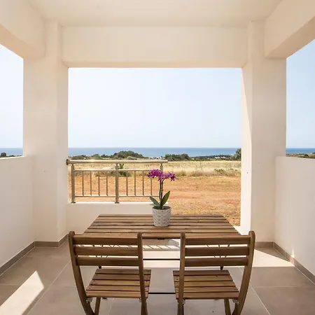 Aparthotel Bless View 3*