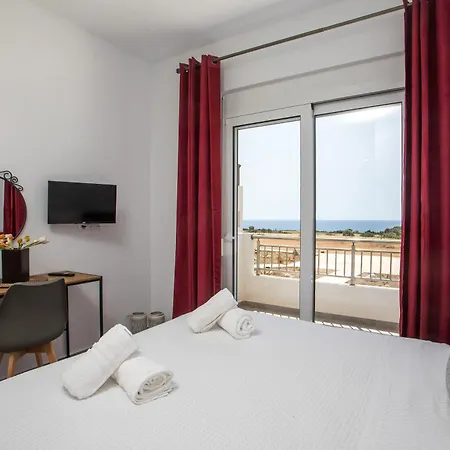 Aparthotel Bless View Lachania