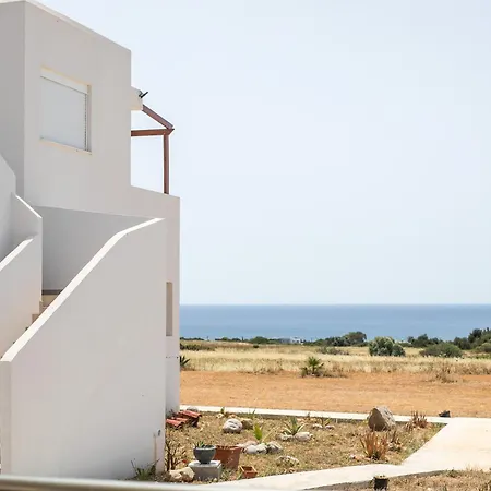 Aparthotel Bless View 3*