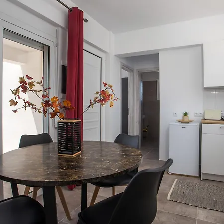 Bless View Apartmanhotel