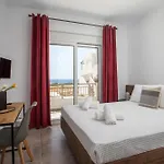 Apartmanhotel Bless View 3*